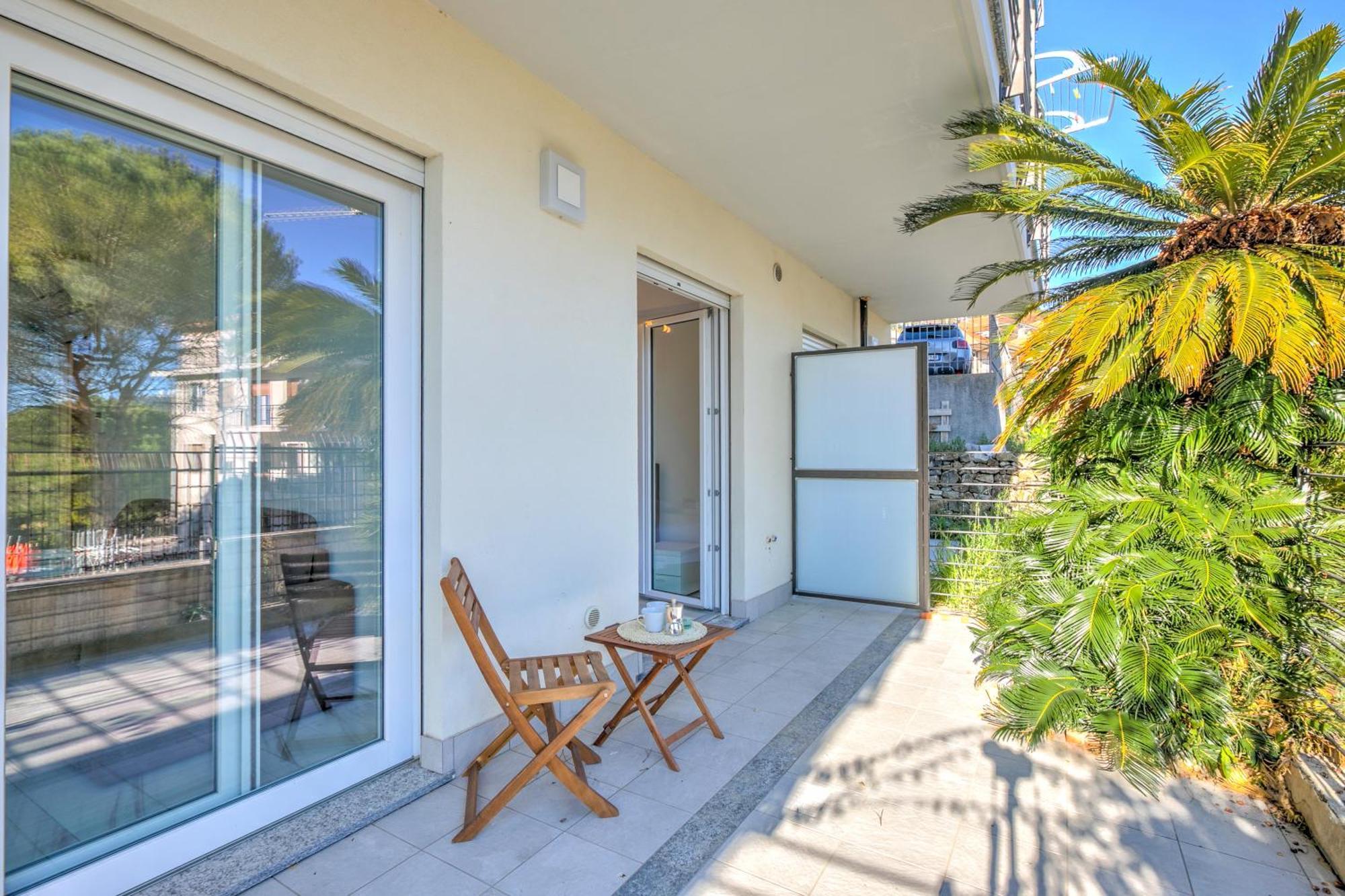 Beachy Vibes- 900M From The Beach - Happy Rentals Marina dʼMarina dʼAndora Eksteriør billede